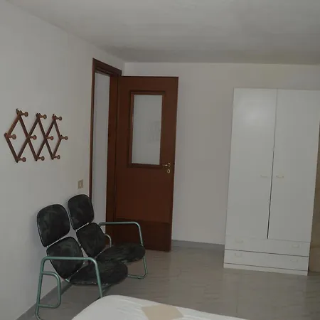 Green Apartman San Salvatore (Lucca)